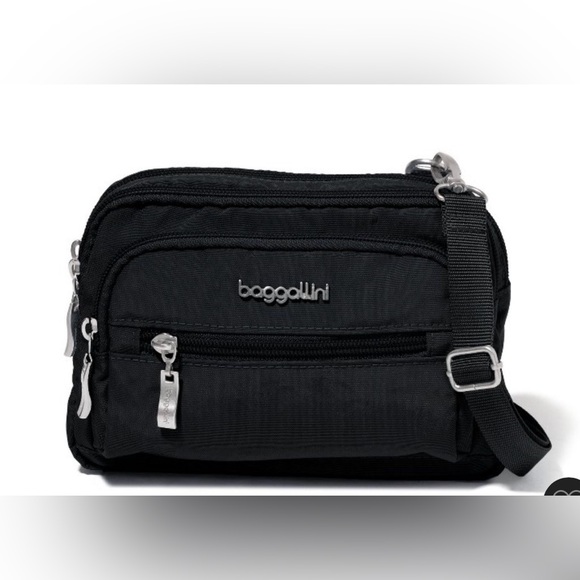 Baggallini Handbags - Baggallini Black Crossbody Nylon Organizer Bag